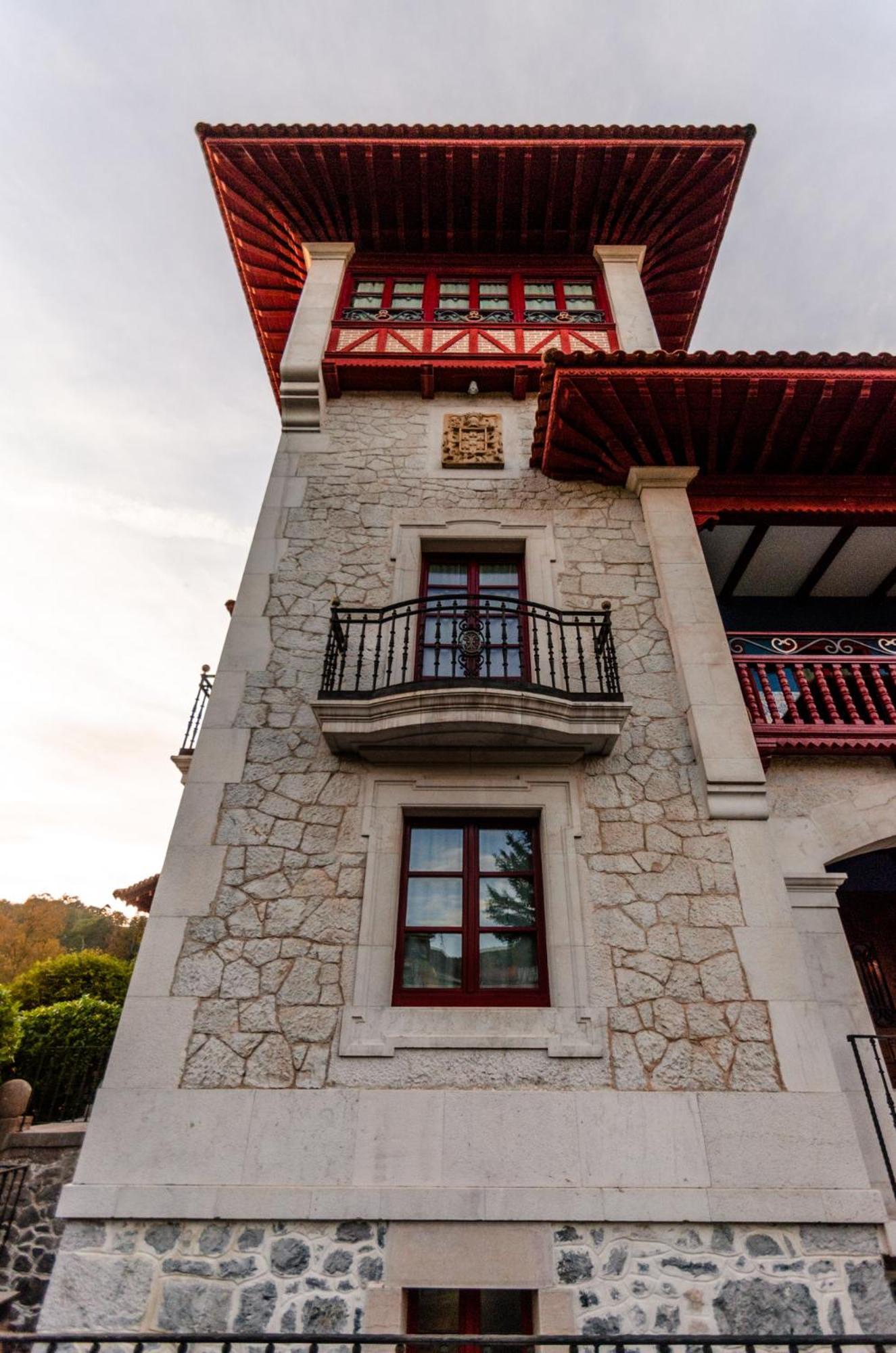 Hotel Palacete Real Villamayor  Esterno foto