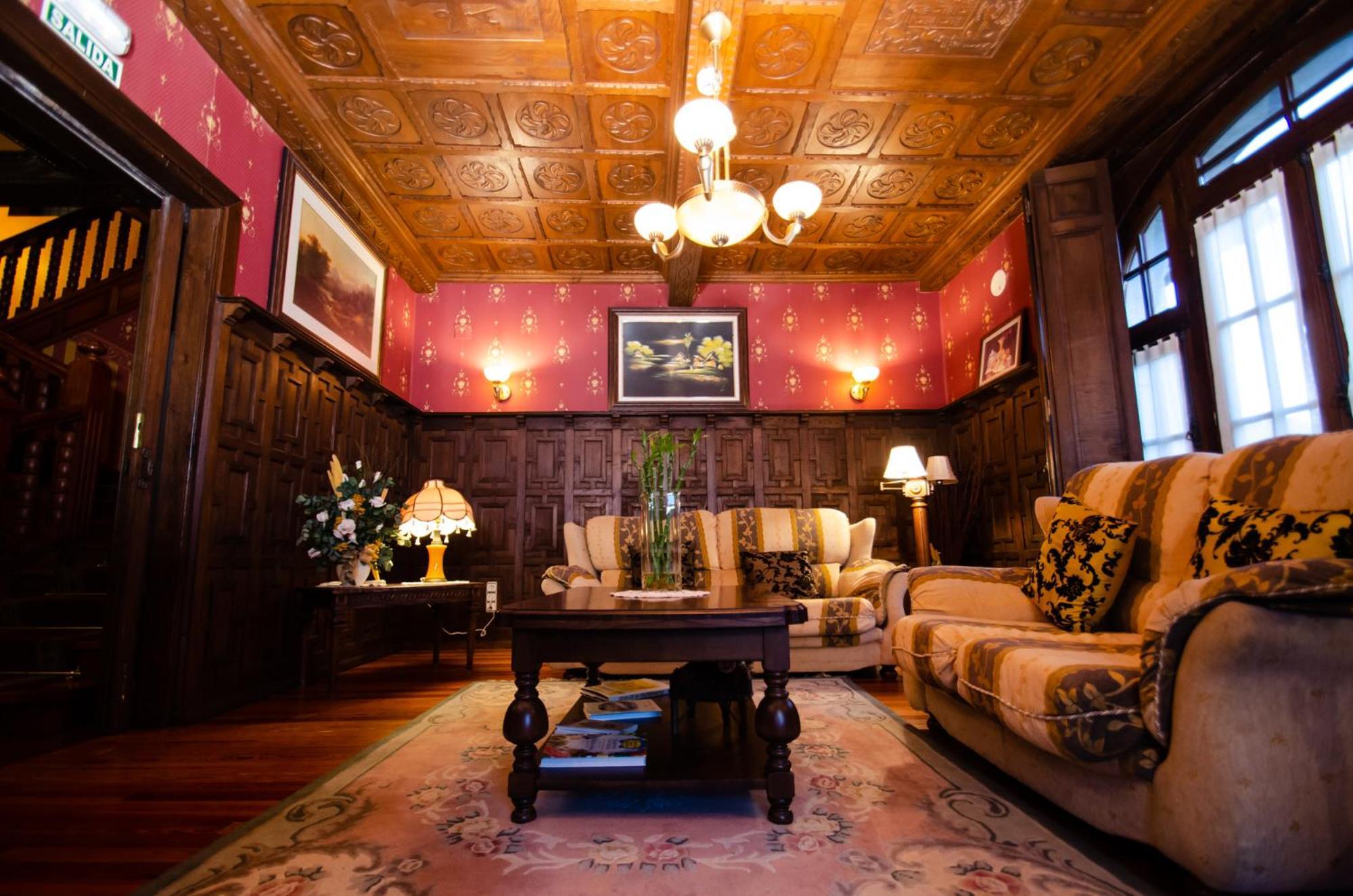Hotel Palacete Real Villamayor  Esterno foto